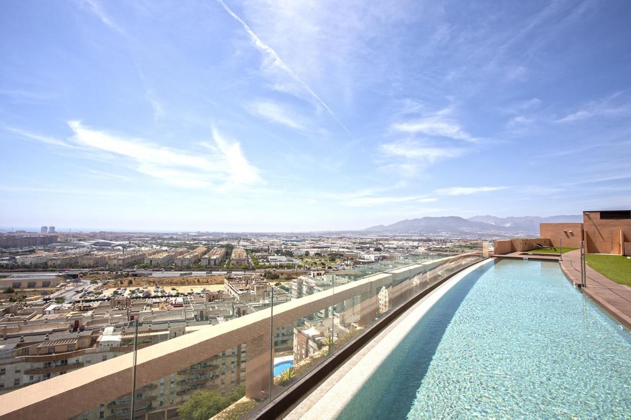 -Malagasunapts-Skygarden Teatinos Pool Playground Extérieur photo