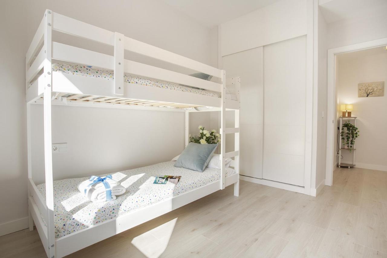 -Malagasunapts-Skygarden Teatinos Pool Playground Extérieur photo